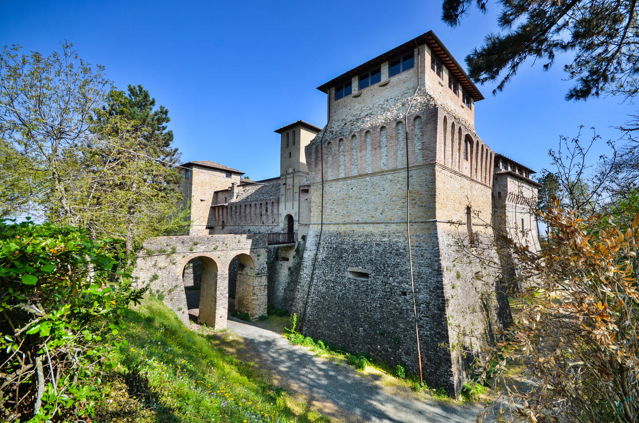 Castello di Felino  (Photo license: CC BY-NC-SA 2.0)